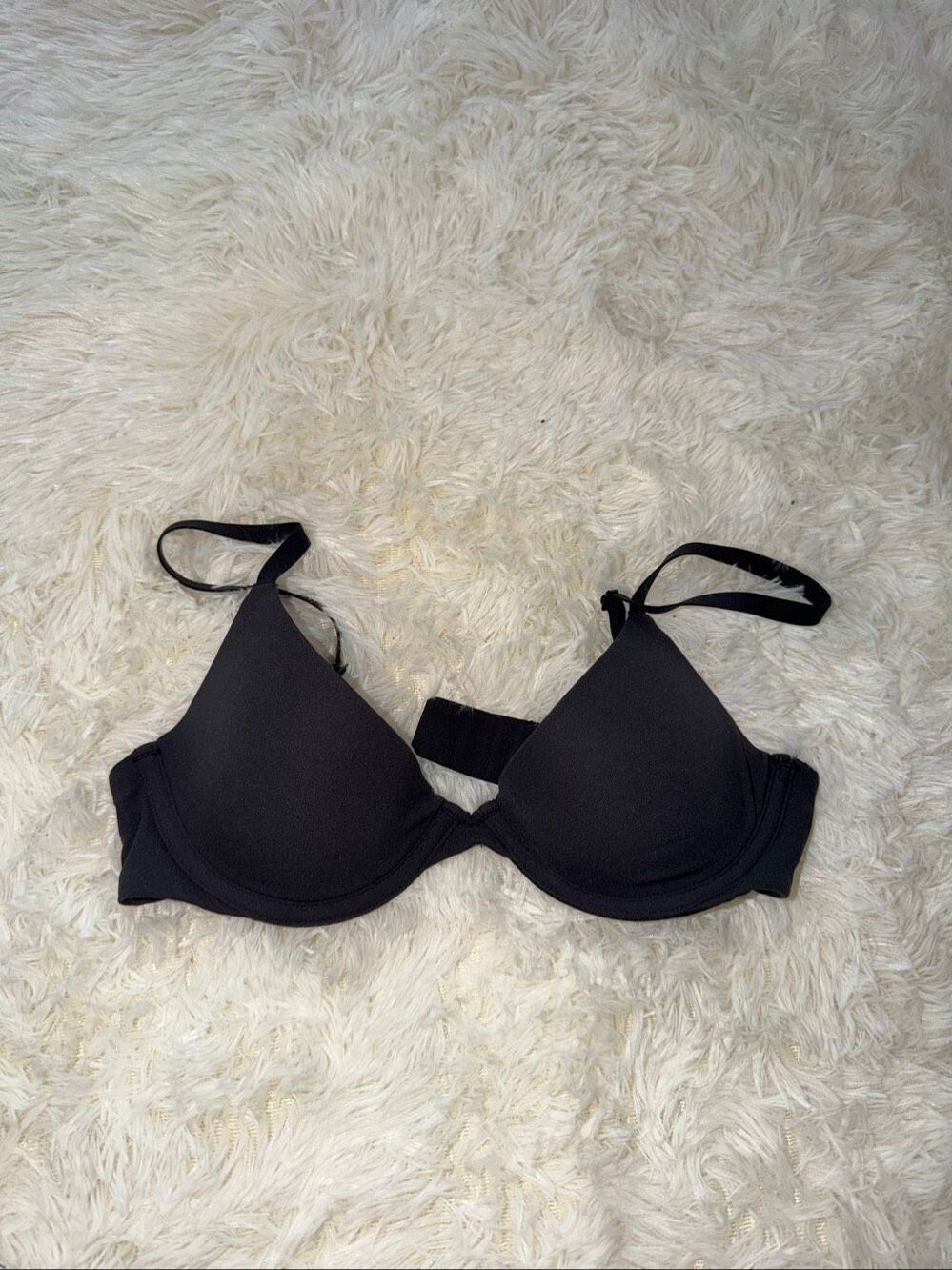 SKIMS black bra 32B